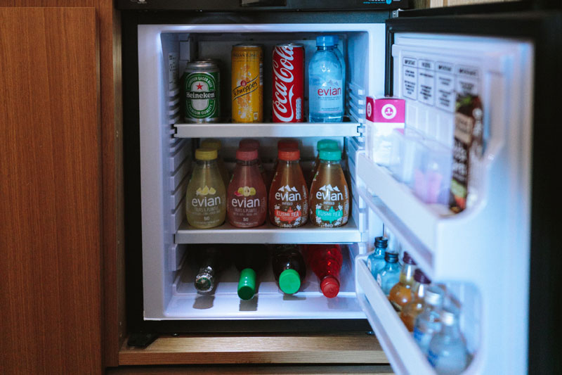 Minikühlschrank E 45L mit Schloss und Frostfach, leise - Mini Kühlschrank